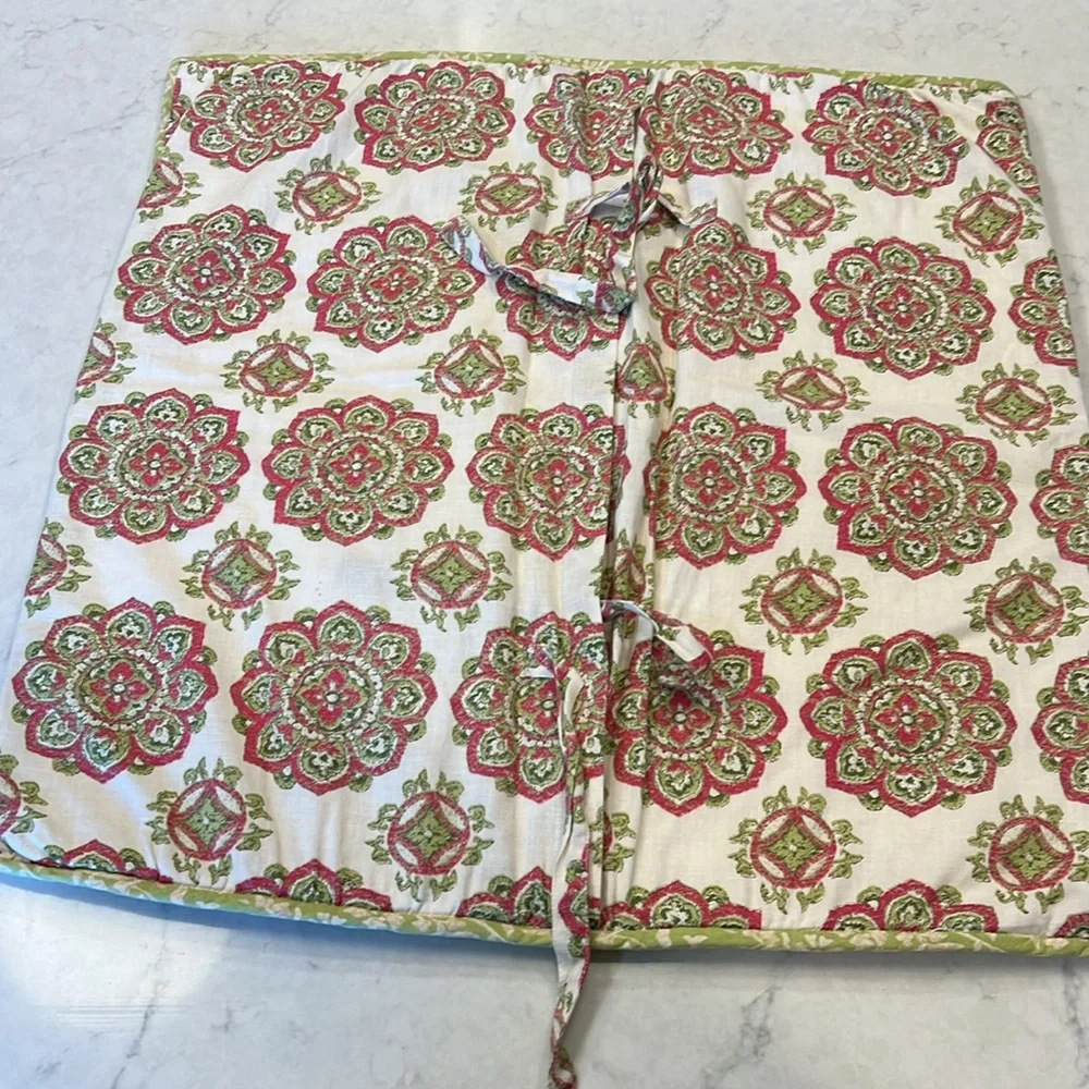 Pottery Barn 3 Quilted Pillow‎ Shams